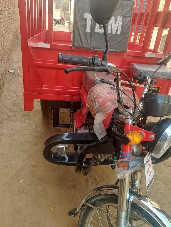 Tbm loader rickshaw lush condition 10/10 no work required 3