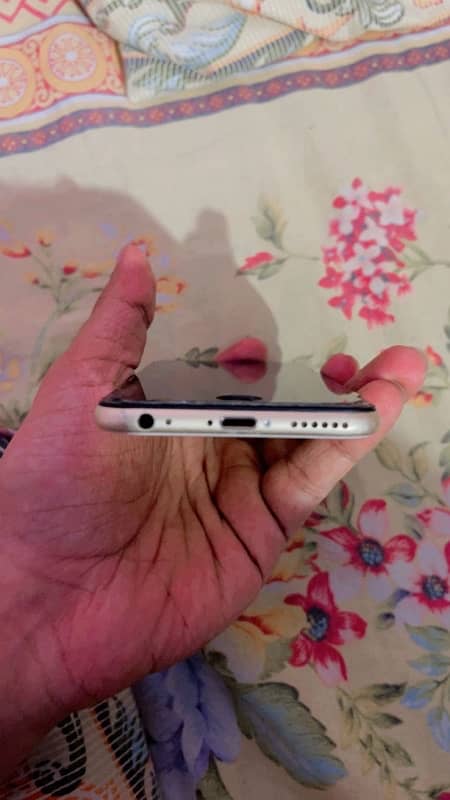 Urgent Sale No Exchange IPHONE 6 s 16 Gb PTA APPROVED 4