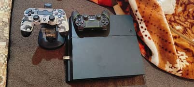 ps4 jailbreaken with two controllers