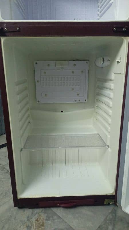 Orient Glass door Refrigerator 3