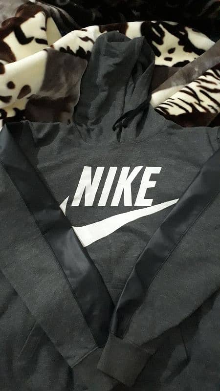 brand new hoodie for sale 0