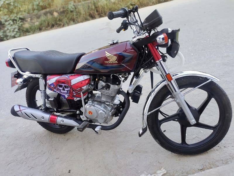 HONDA 125 2024 MODEL WITH SPECIAL RIMS 3