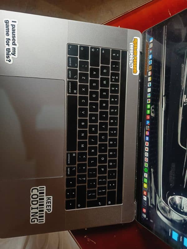 MACBOOK PRO 2019 15.4" / Core i9 16GB RAM 512GB SSD 1