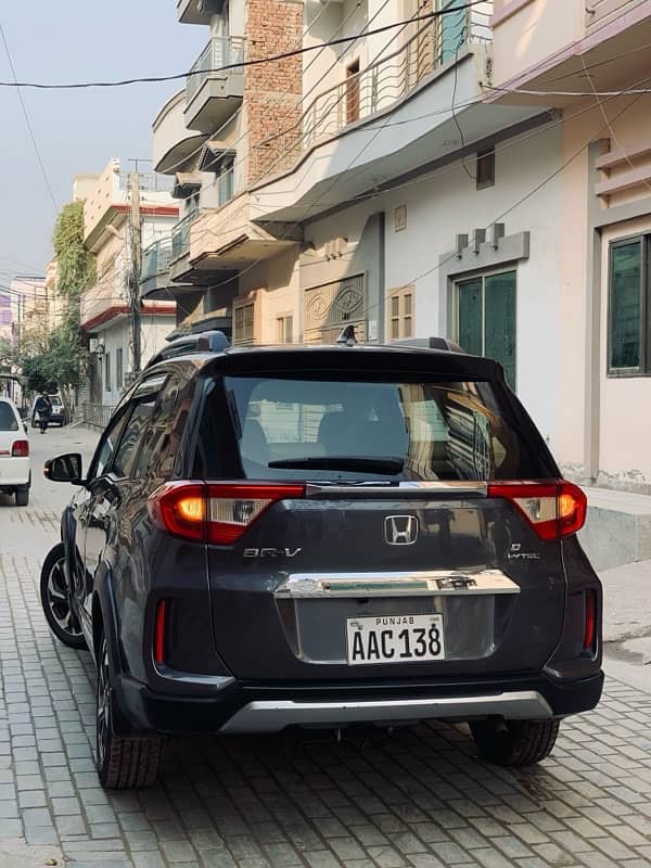 Honda BR-V 2020 7