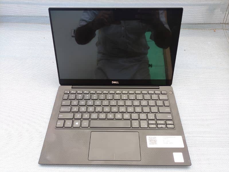 Dell XPS 13 - 7390 - i7 10th Gen, 4k Touch 3