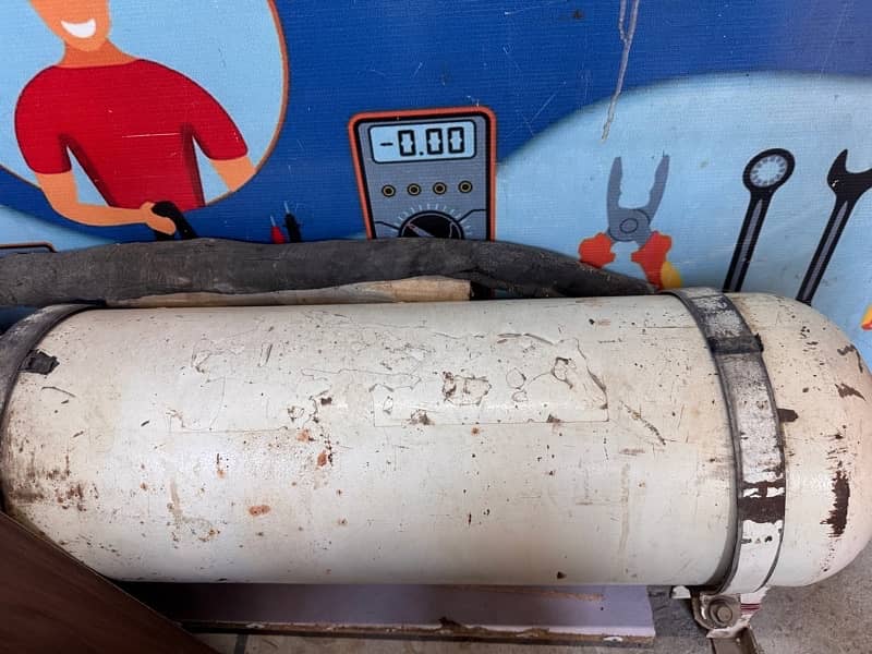 Complete Gas Kit and Cylinder 0