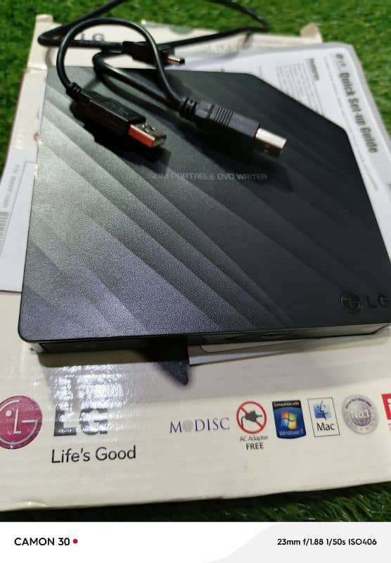 LG GP30 Slim Portable External USB 8X DVD Writer for PC Laptops new 1