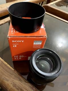 Sony 85mm  f1.8  E mount full frame lens