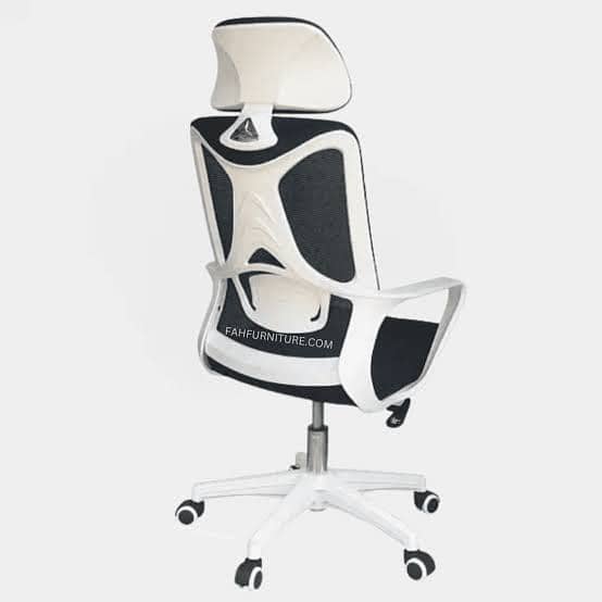 Comfortable Gaming Chairs in karachi - Long Lasting Seating Chairs 7