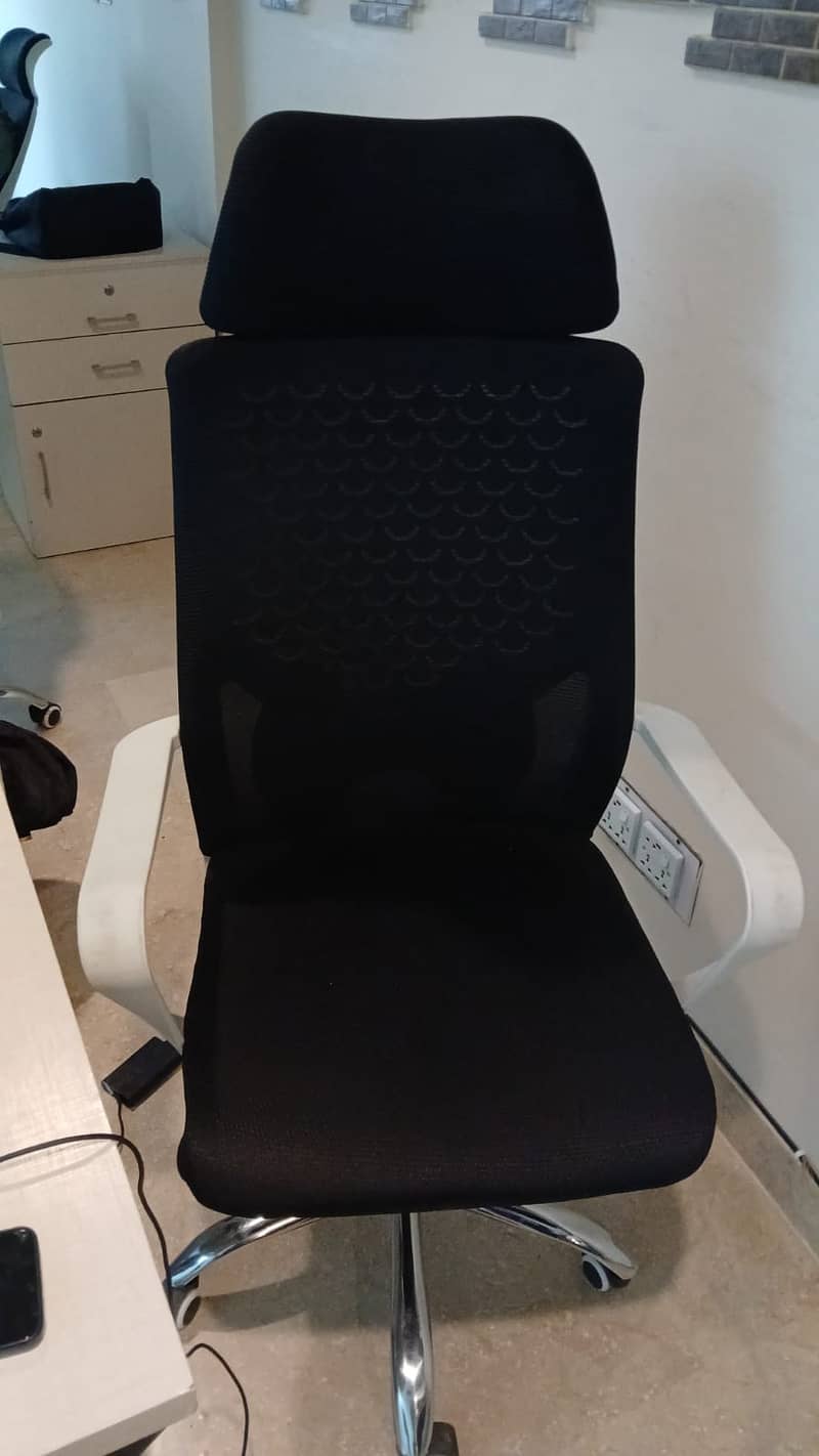 Comfortable Gaming Chairs in karachi - Long Lasting Seating Chairs 11