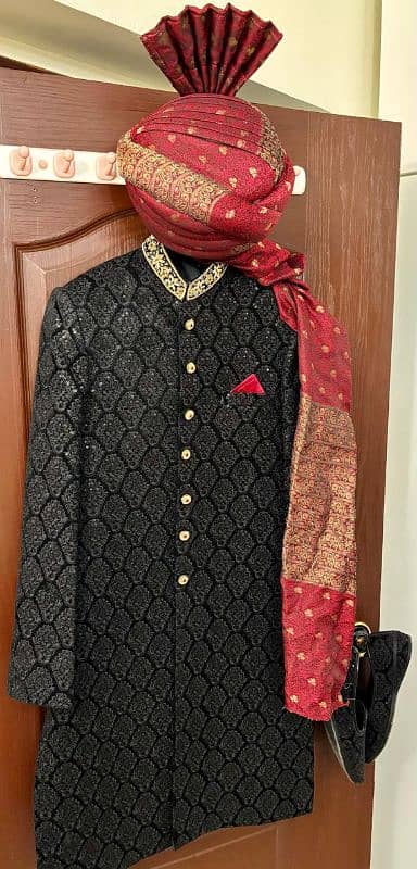 groom sherwani with qulla and shoes 2