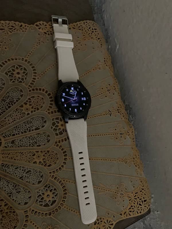 Samsung Glaxy Gear S3 Frontier 0