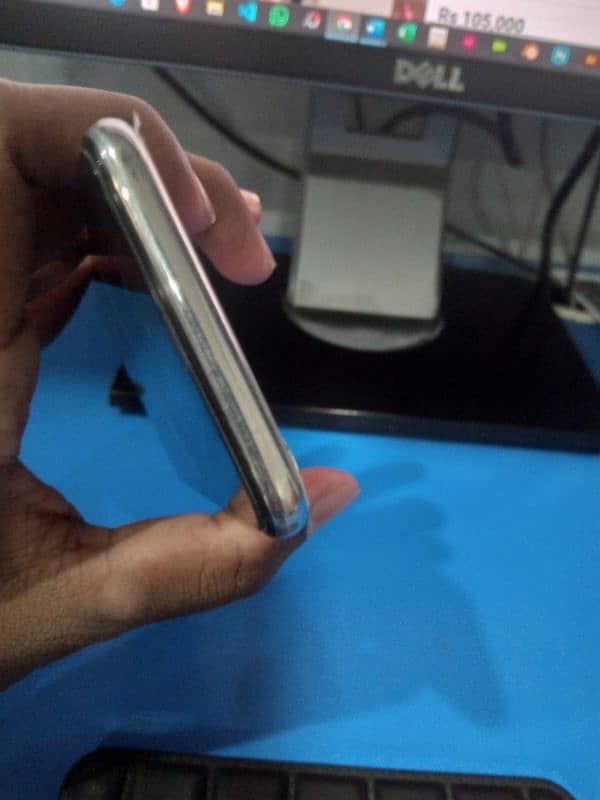 Iphone x Non PTA Factory Unlock 256 Gb 3