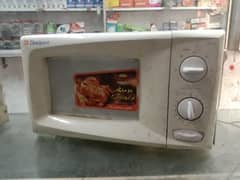 Dawlance Miro oven