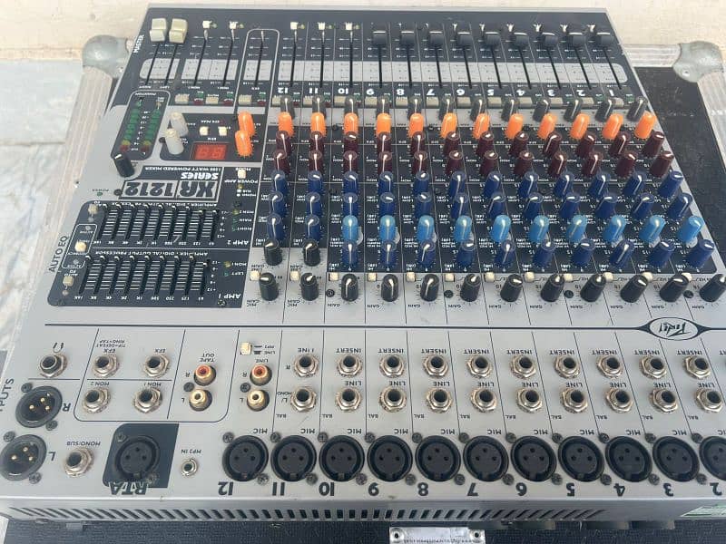 Peavey XR1212 Sound mixer 4