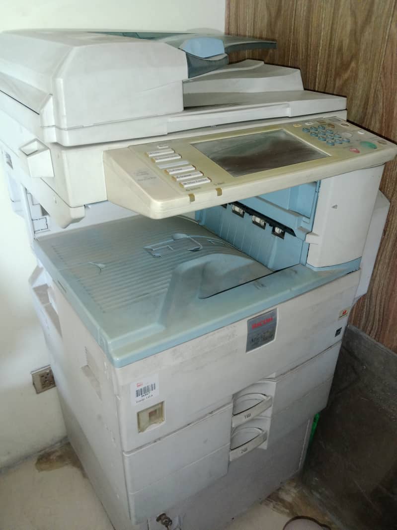 photocopy machine  Ricoh Aficio M0 2550 SP 1