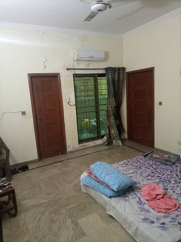 10 MARLA TILE FLOOR LOWER PORTION FOR RENT IN JOHAR TOWN 5