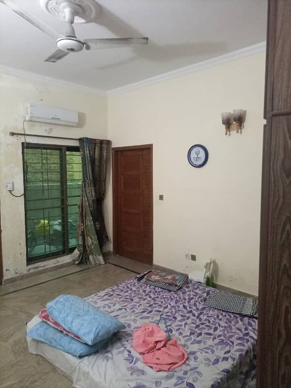 10 MARLA TILE FLOOR LOWER PORTION FOR RENT IN JOHAR TOWN 6