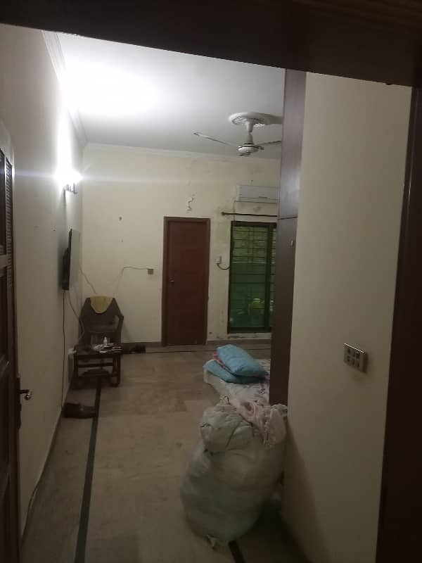 10 MARLA TILE FLOOR LOWER PORTION FOR RENT IN JOHAR TOWN 8