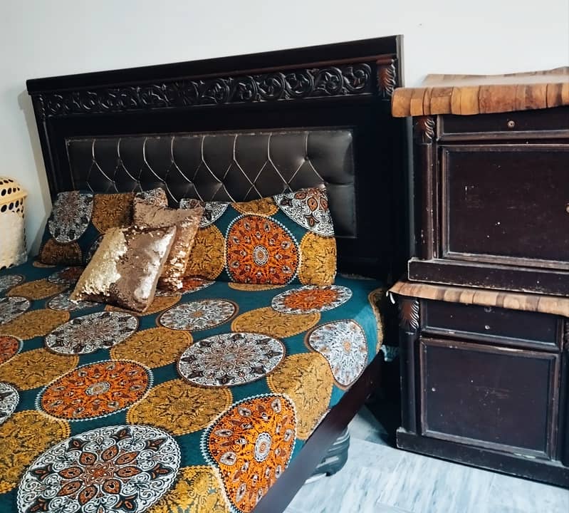 Used Wooden King Bed set for Sale 1