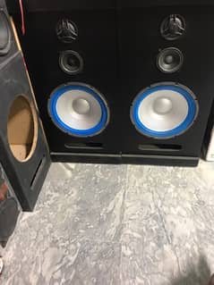 12 inches woofers speakers