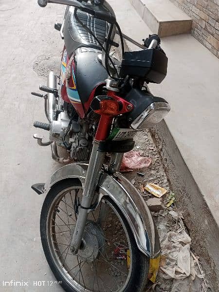 Honda cd 70 original condition and documents 5