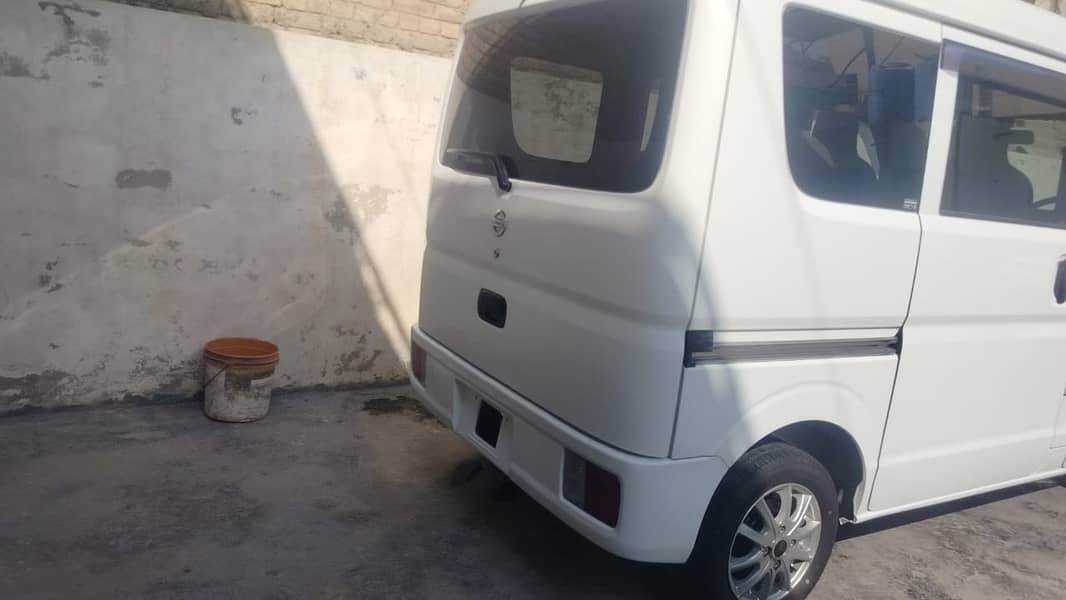 Nissan Clipper NV100 2021/2024 3