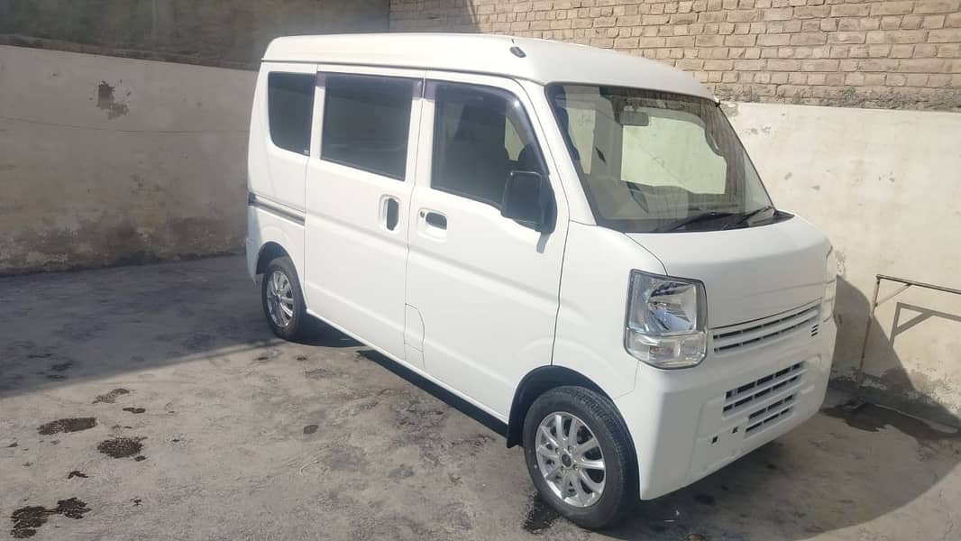 Nissan Clipper NV100 2021/2024 6