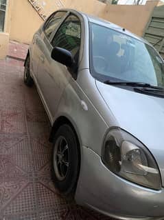 Toyota Vitz)yaris2003model 2008 import