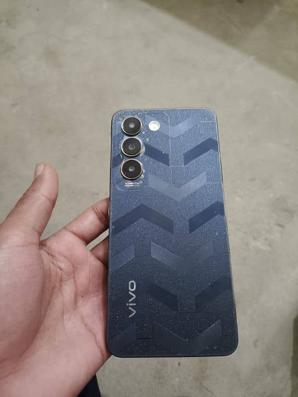 vivo y100 10 by 10 condition box charger available exchange Up model 5