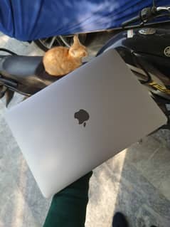 Macbook