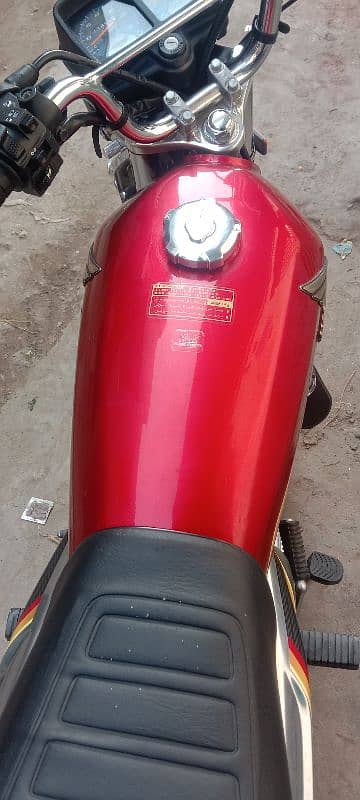 Honda 125 special Edition 3