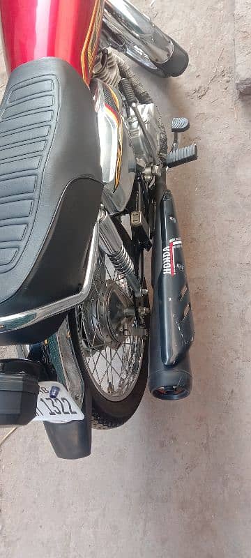 Honda 125 special Edition 4