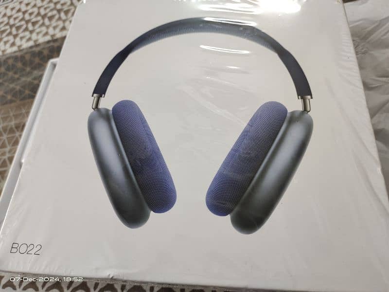 Headphone like Airpod Max B022 3