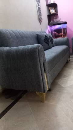 3+ 3 =6 seater sofa set in good condition