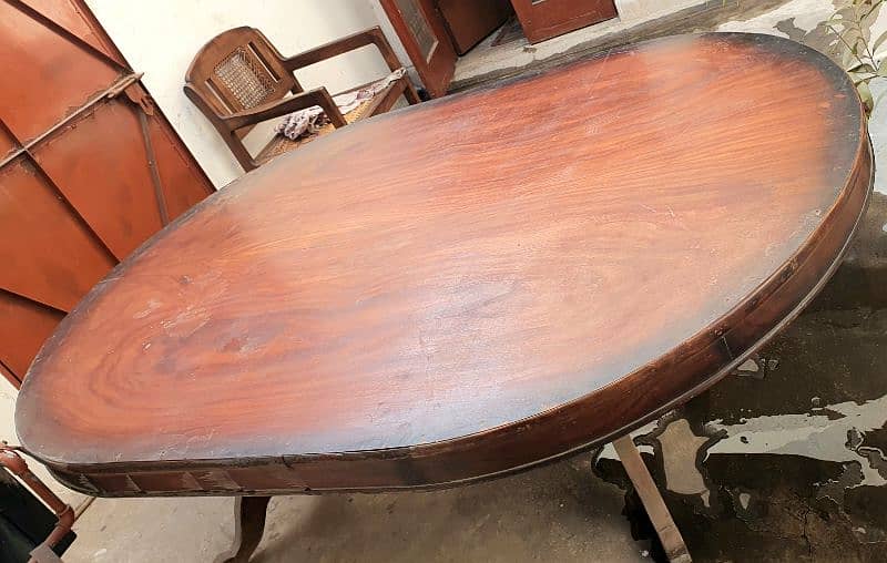 Dining table used in good condition for urgent sale 1