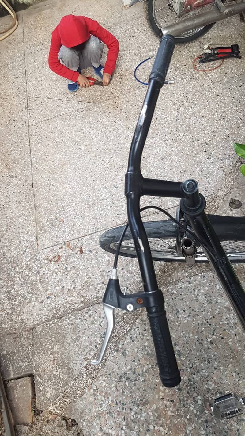 american cycle with gears and dual shocks 5