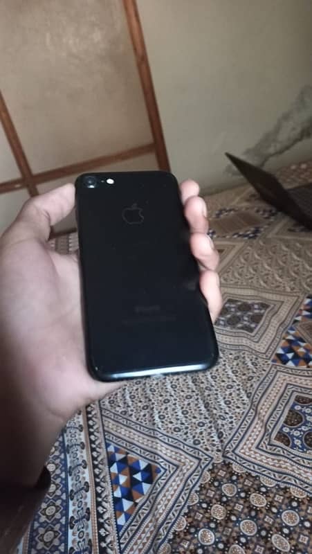 iPhone 7 128gb 0