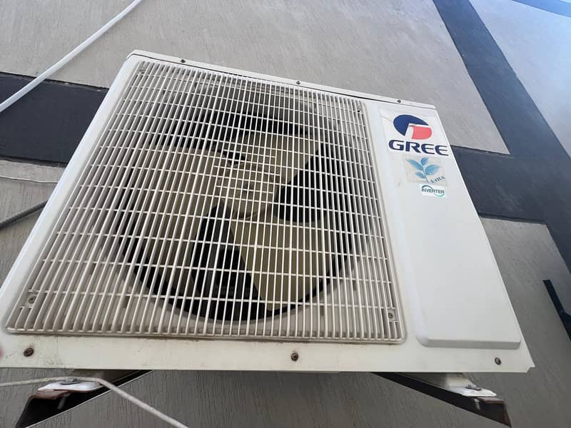 GREE G10 Inverter AC 2.0 Ton 1