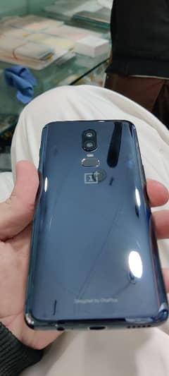 OnePlus 6 8/128 snapdragon 845 dual sim best gaming phone