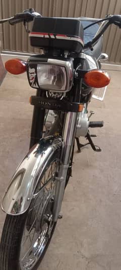 motorcycle 125