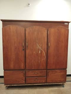 Almari / Wardrobe  Urgent sell