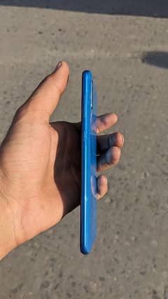 Samsung Galaxy A50 4/128 in good condition