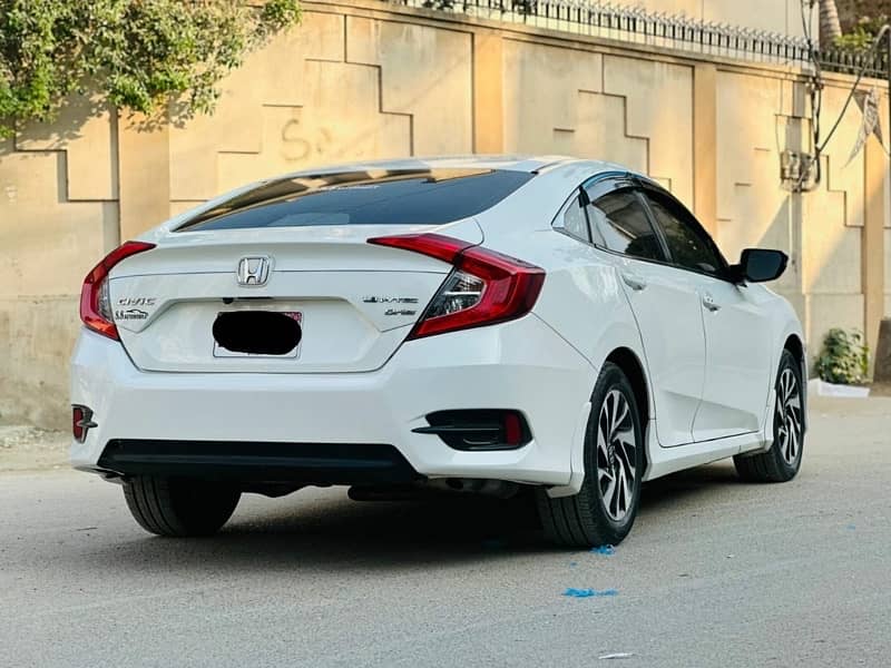 Honda Civic VTi Oriel Prosmatec 2018 11