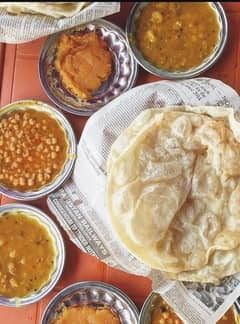 pathoray and halwa puri