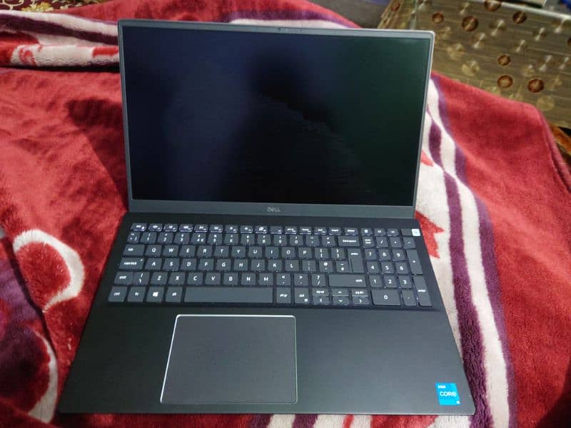 Dell laptop i5 11 gen Vostro 5502 (4gb integrated graphic card) 3