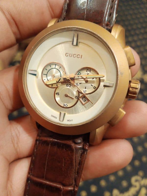 Gucci swiss made chronograph working 1