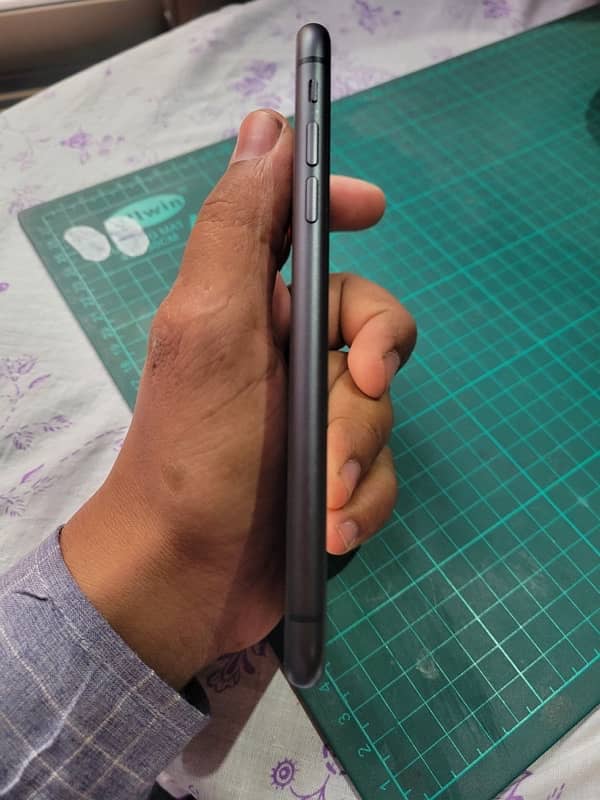 iPhone 11 Dual pta 3