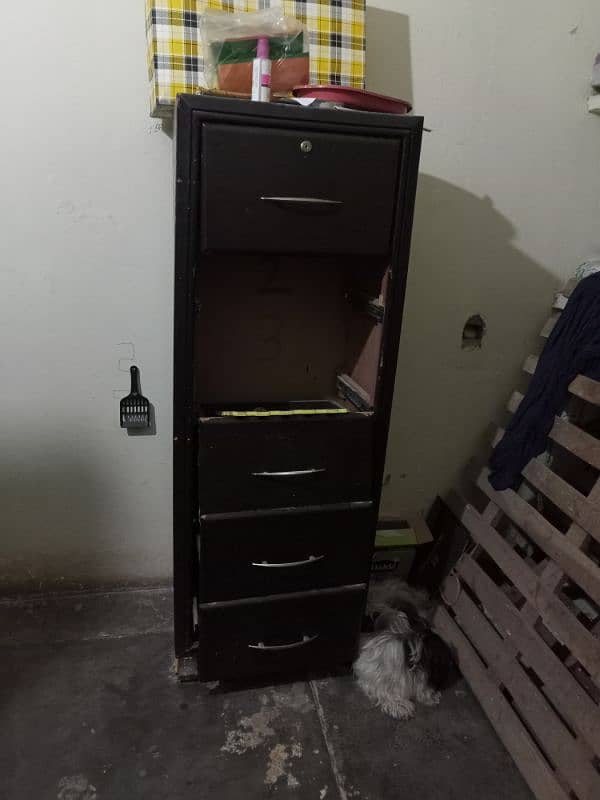 chest of drawers 0