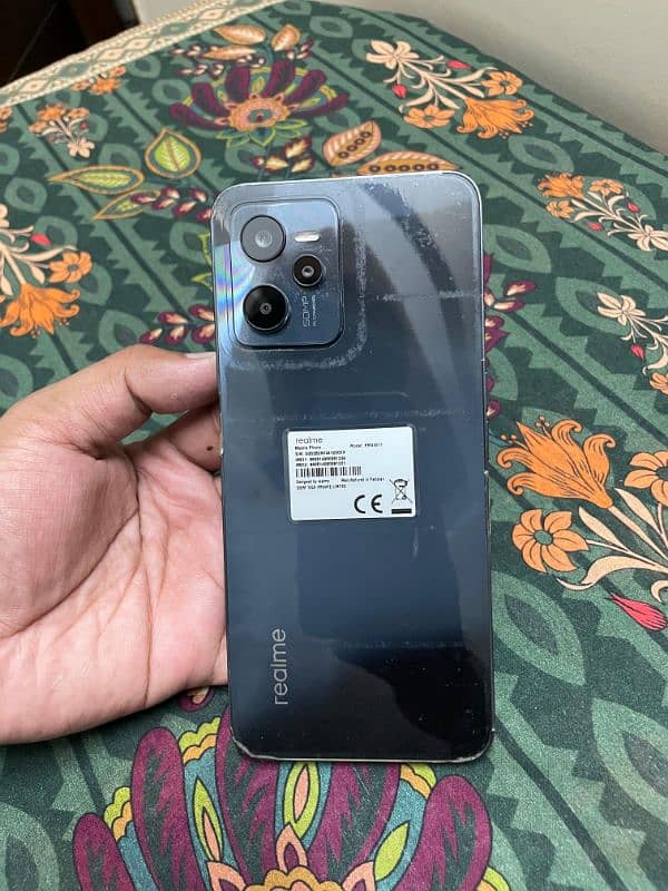 Realme C35 1